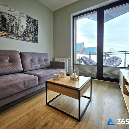 365pam - Griss W Summer Lofts